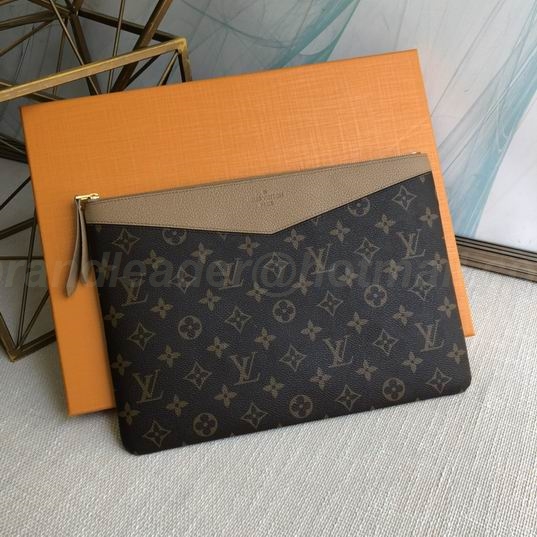 LV Wallets 179